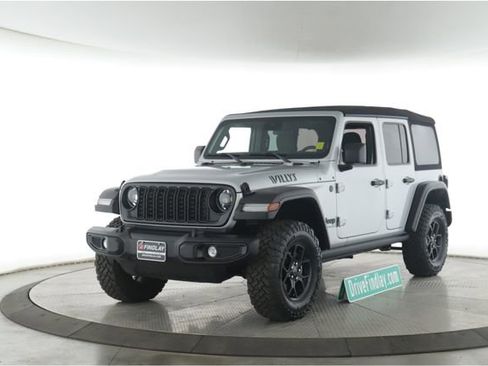 Used 2024 Jeep Wrangler Unlimited Sport AWD/4WD image 7