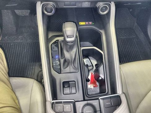 Certified 2025 Toyota Grand Highlander Limited image 20