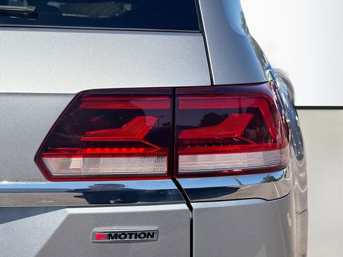 Used 2021 Volkswagen Atlas SE image 10