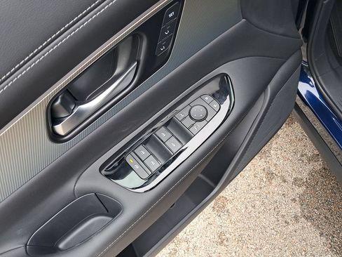 New 2026 Nissan Murano SL w/ Comfort Package AWD/4WD image 12