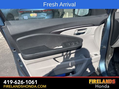 Certified 2017 Honda Pilot EX-L image 15