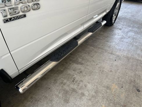 Used 2019 RAM 1500 Big Horn RWD image 14