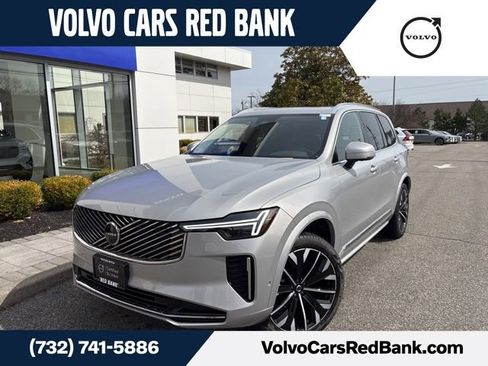 Used 2025 Volvo XC90 B5 Plus image 1