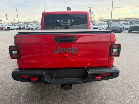 Used 2020 Jeep Gladiator Rubicon image 6