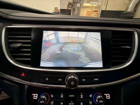 Used 2018 Buick LaCrosse Avenir w/ Driver Confidence Package #2 FWD image 17