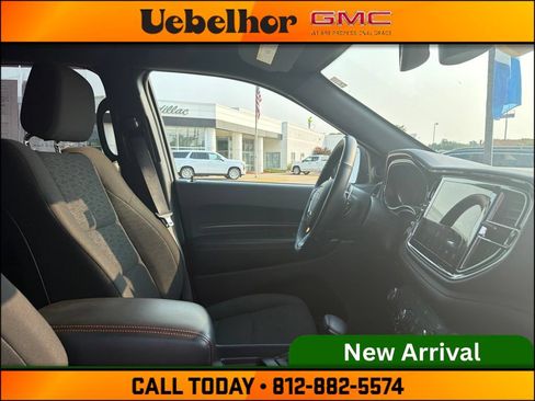 Used 2026 Dodge Durango GT AWD/4WD image 2