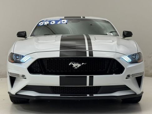 Used 2022 Ford Mustang GT Premium w/ Equipment Group 401A RWD image 3