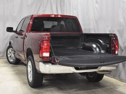 Used 2022 RAM 1500 Classic SLT image 10