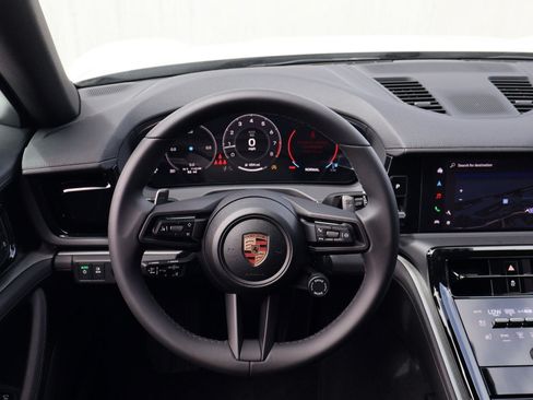 New 2026 Porsche Panamera image 15