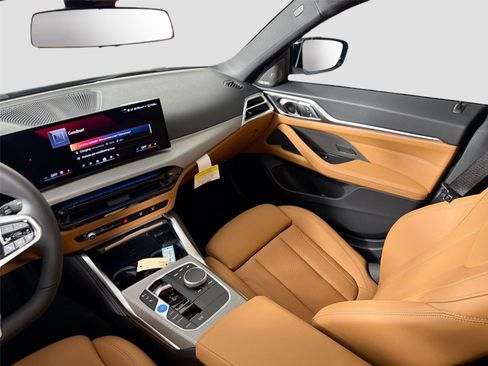New 2026 BMW i4 eDrive40 w/ M Sport Package RWD image 24