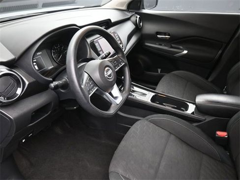 Certified 2024 Nissan Kicks SV image 18