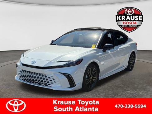 Used 2026 Toyota Camry XSE w/ Premium Plus Package FWD image 3