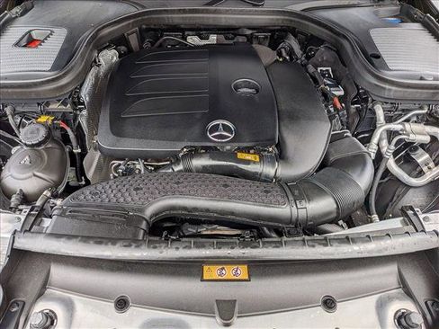 Used 2022 Mercedes-Benz GLC 300 4MATIC image 25