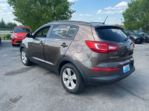Used 2012 Kia Sportage LX w/ Navigation Pkg FWD image 4