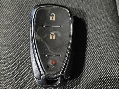 Used 2020 Chevrolet Equinox LT image 32