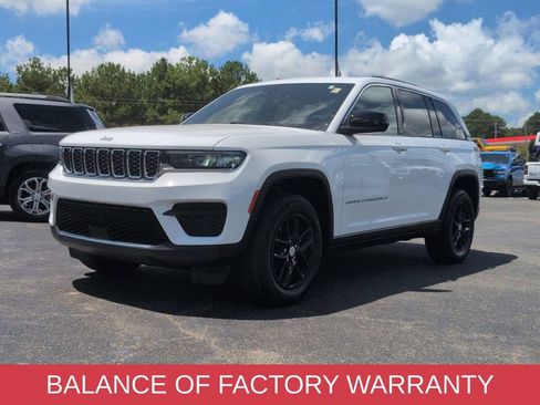 Used 2025 Jeep Grand Cherokee Laredo X w/ Luxury Tech Group I AWD/4WD image 6