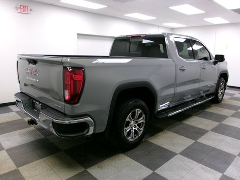 Used 2024 GMC Sierra 1500 SLE w/ Preferred Package AWD/4WD image 13