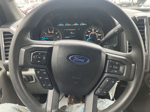 Used 2016 Ford F150 XLT w/ Trailer Tow Package image 21