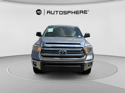 Used 2017 Toyota Tundra SR5 w/ SR5 Upgrade Package RWD image 2