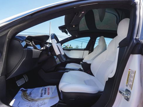 Used 2020 Tesla Model S Performance AWD/4WD image 42