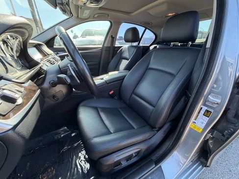 Used 2016 BMW 528i Sedan RWD image 13