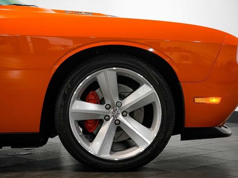 Used 2008 Dodge Challenger SRT8 RWD image 9