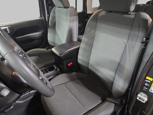 Used 2024 Jeep Wrangler Sport S image 17
