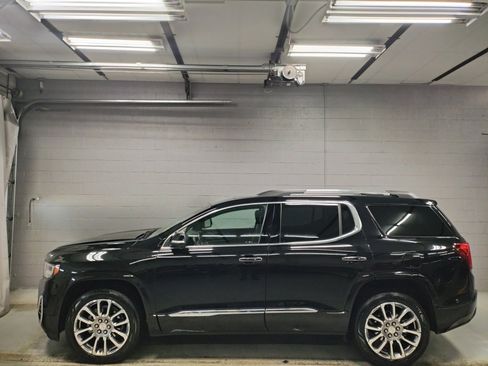 Used 2022 GMC Acadia Denali w/ Denali Ultimate Package image 18