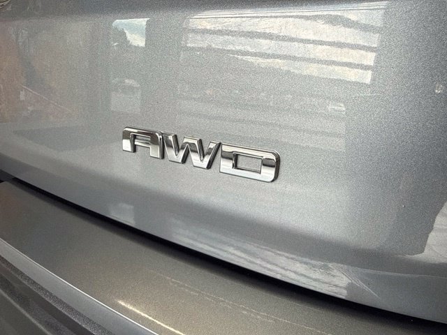 Used 2019 GMC Terrain SLE w/ Driver Convenience Package AWD/4WD image 20