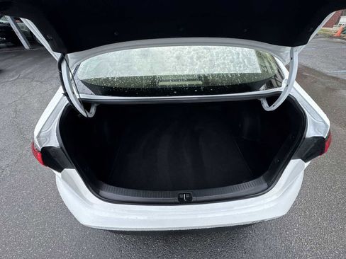 Used 2023 Toyota Corolla LE image 22