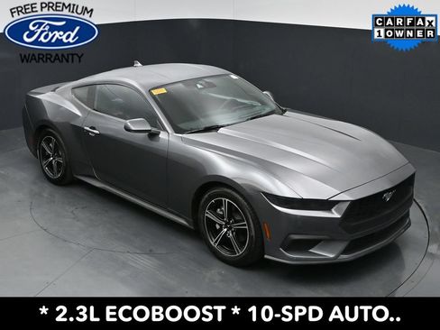 Used 2025 Ford Mustang Coupe RWD image 27