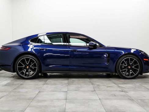 Used 2020 Porsche Panamera RWD image 10