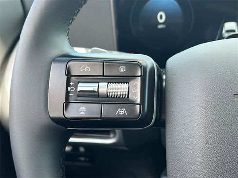 New 2026 Hyundai Ioniq 9 SE image 11