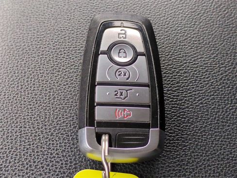 Certified 2022 Ford Expedition XLT image 29