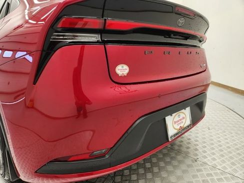 New 2026 Toyota Prius LE FWD image 20