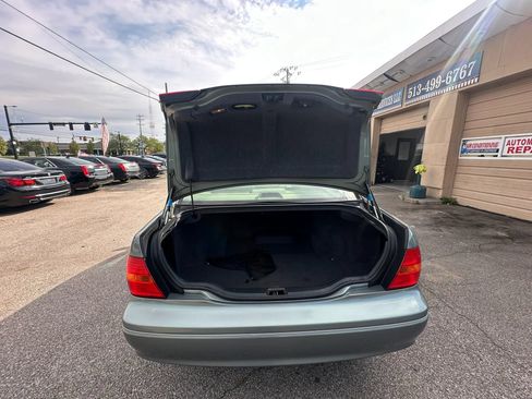 Used 2001 Lexus LS 430 RWD image 41