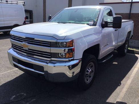 Used 2018 Chevrolet Silverado 3500 W/T w/ Snow Plow Prep Package AWD/4WD image 3