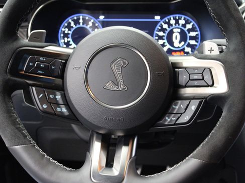 Used 2020 Ford Mustang Shelby GT500 w/ Technology Package image 19