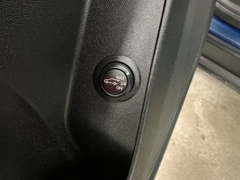 Used 2019 Chevrolet Equinox LT AWD/4WD image 55