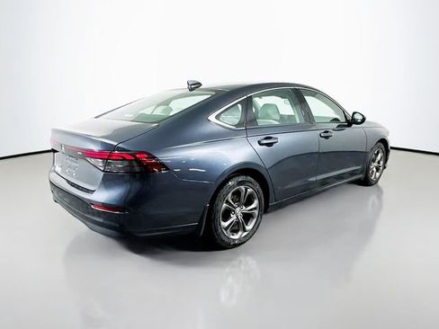 Used 2023 Honda Accord EX image 6