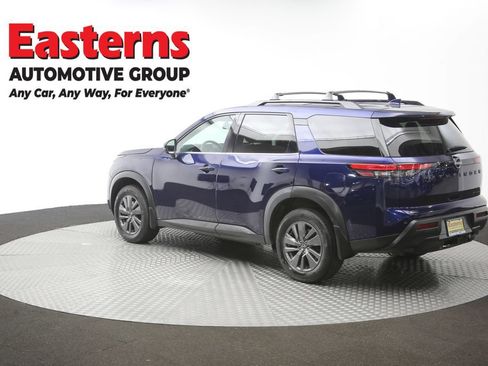 Used 2023 Nissan Pathfinder SV w/ SV Premium Package AWD/4WD image 65