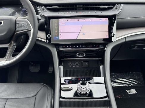 New 2026 Jeep Grand Cherokee L Limited AWD/4WD image 14