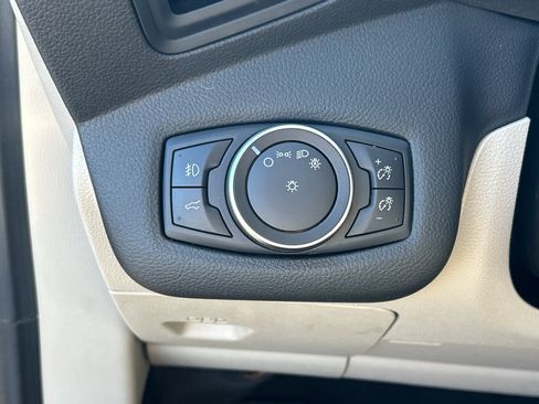 Used 2018 Ford Escape SE AWD/4WD image 14