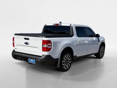 Used 2024 Ford Maverick Lariat image 11