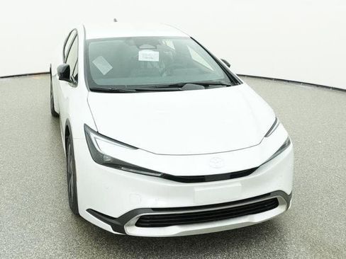 New 2026 Toyota Prius Plug-In Hybrid FWD image 14