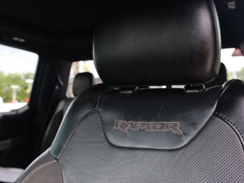 Used 2019 Ford F150 Raptor w/ Equipment Group 802A Luxury AWD/4WD image 24