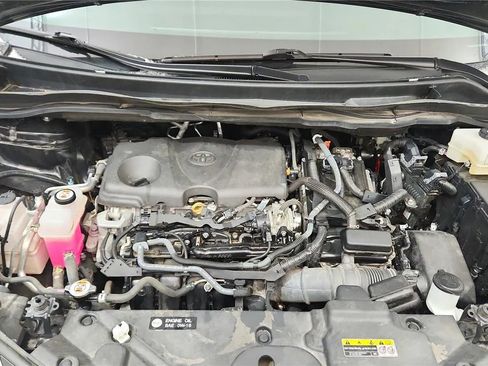 Used 2024 Toyota Sienna XLE image 20