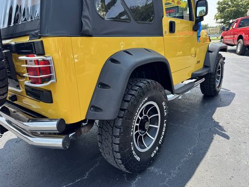 Used 2006 Jeep Wrangler X AWD/4WD image 21