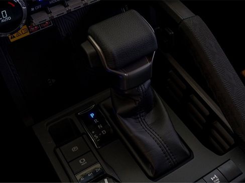 Used 2025 Toyota Tacoma TRD Sport image 14