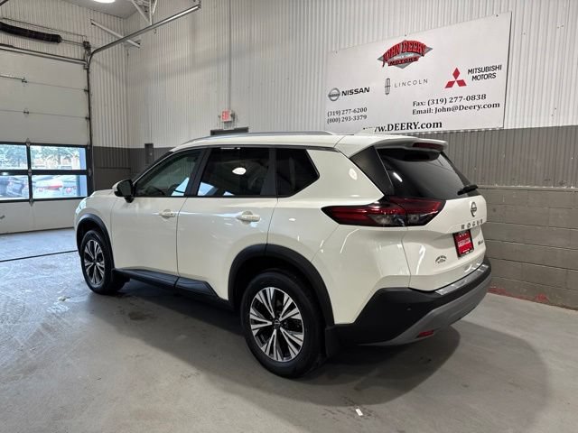Certified 2023 Nissan Rogue SV w/ SV Premium B Package AWD/4WD image 6